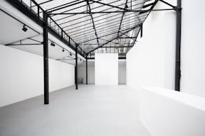 Incredible Venue in Paris 17th - Image 0