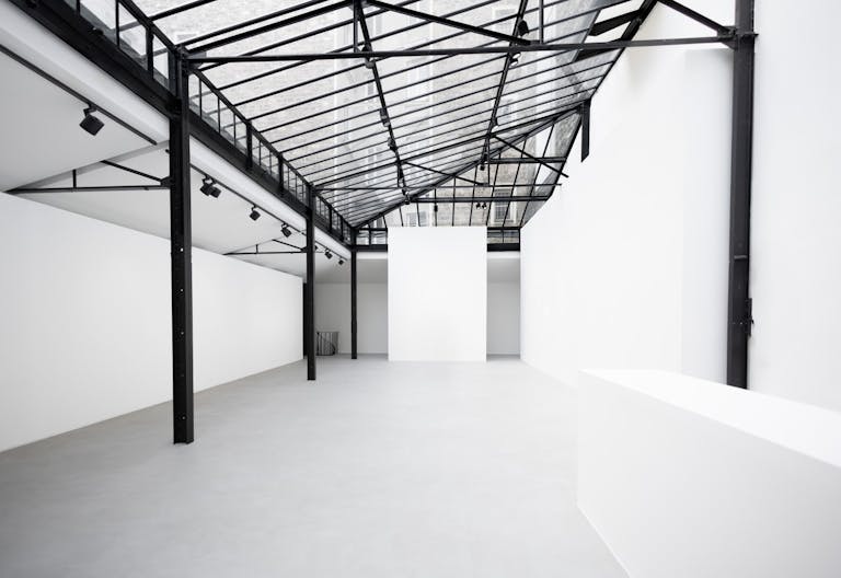 Incredible Venue in Paris 17th - Image 0