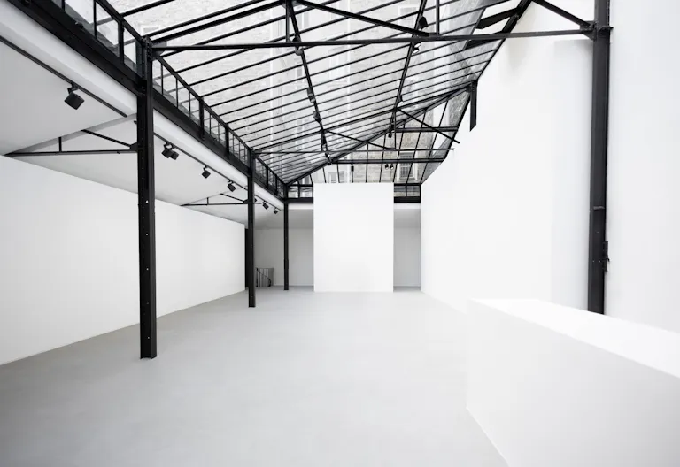 Incredible Venue in Paris 17th - Image 0