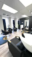 Luxury Salon Oasis in Houston - Image 4
