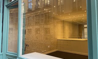 Jolie Boutique � Saint-Germain-des-Pr�s - Image 0