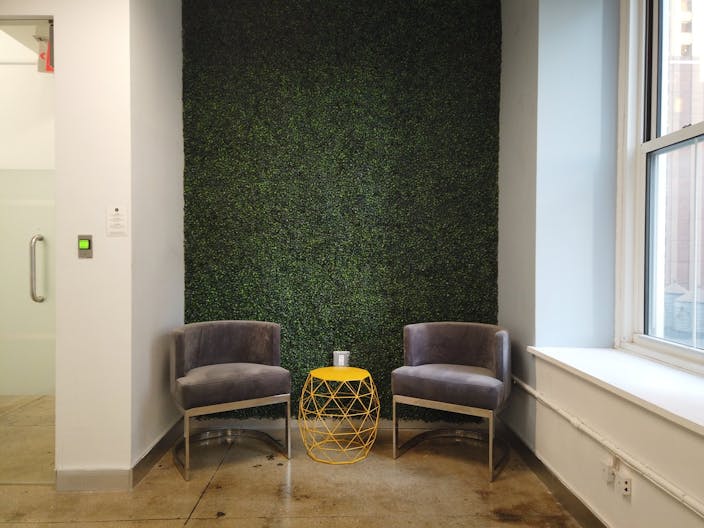 Modern work space - Image 1