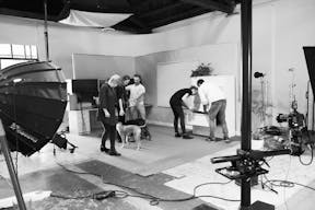 East LA's Premier Photo Studio - Image 18