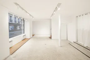 Rue de Turenne Corner Pop Up Boutique - Image 6