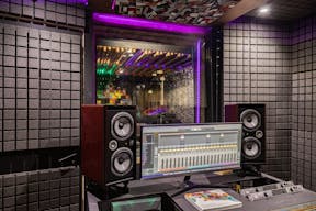 Lieu artistique avec studio créatif à Gare de l'Est - Image 31