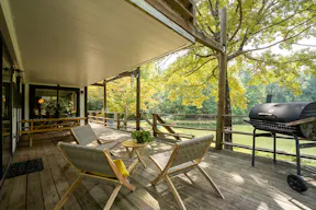 Georgia Lakehouse Creative Space & ART Gallery - Image 5