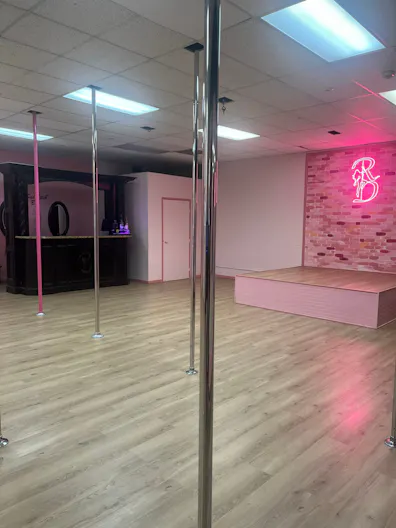 Event Space in Inglewood for all types of occasions - Image 2