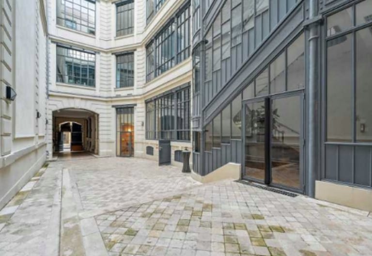 Office Space For Rent - Ideal Office / Corporate Event / Showroom - Image 1