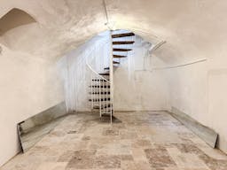 Spacious Gallery Space in the Haut Marais - Image 5