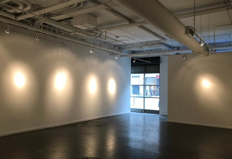 Gallery under the high Line - Image 0