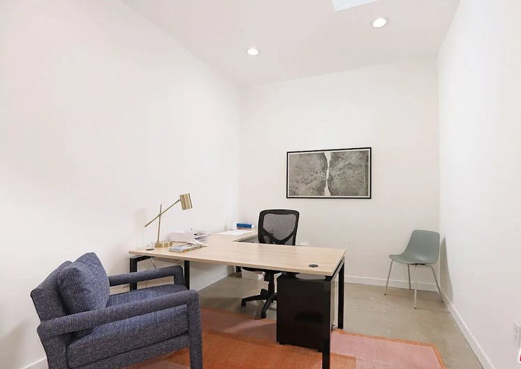 Prime Silverlake Office or Retail Space! - Image 2