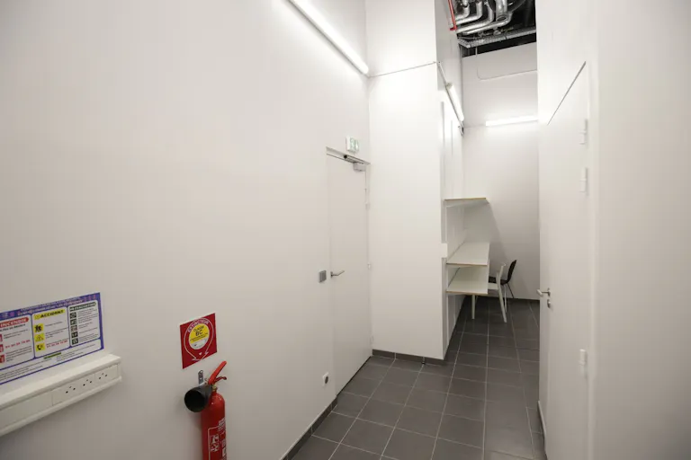Boutique prime - centre commercial les 3 fontaines - Image 4