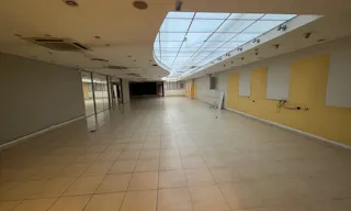 Big flagship store near Champs Elys�e - 800m2 - pop-up store - showroom - Image 1