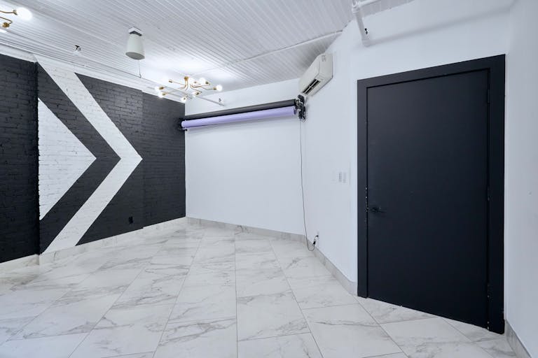 Lower East Side Natural Light Studio for Small Productions & Podcast Recordings - Image 2