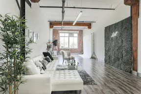 Urban DTLA Studio with Skyline View and Natural Light - Image 1