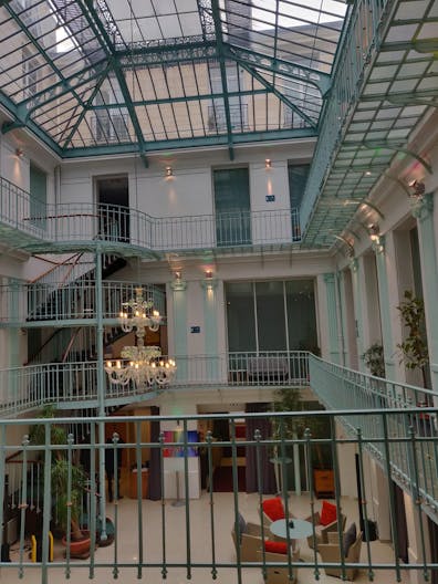 Atypical Space in the heart of Sentier - Image 0