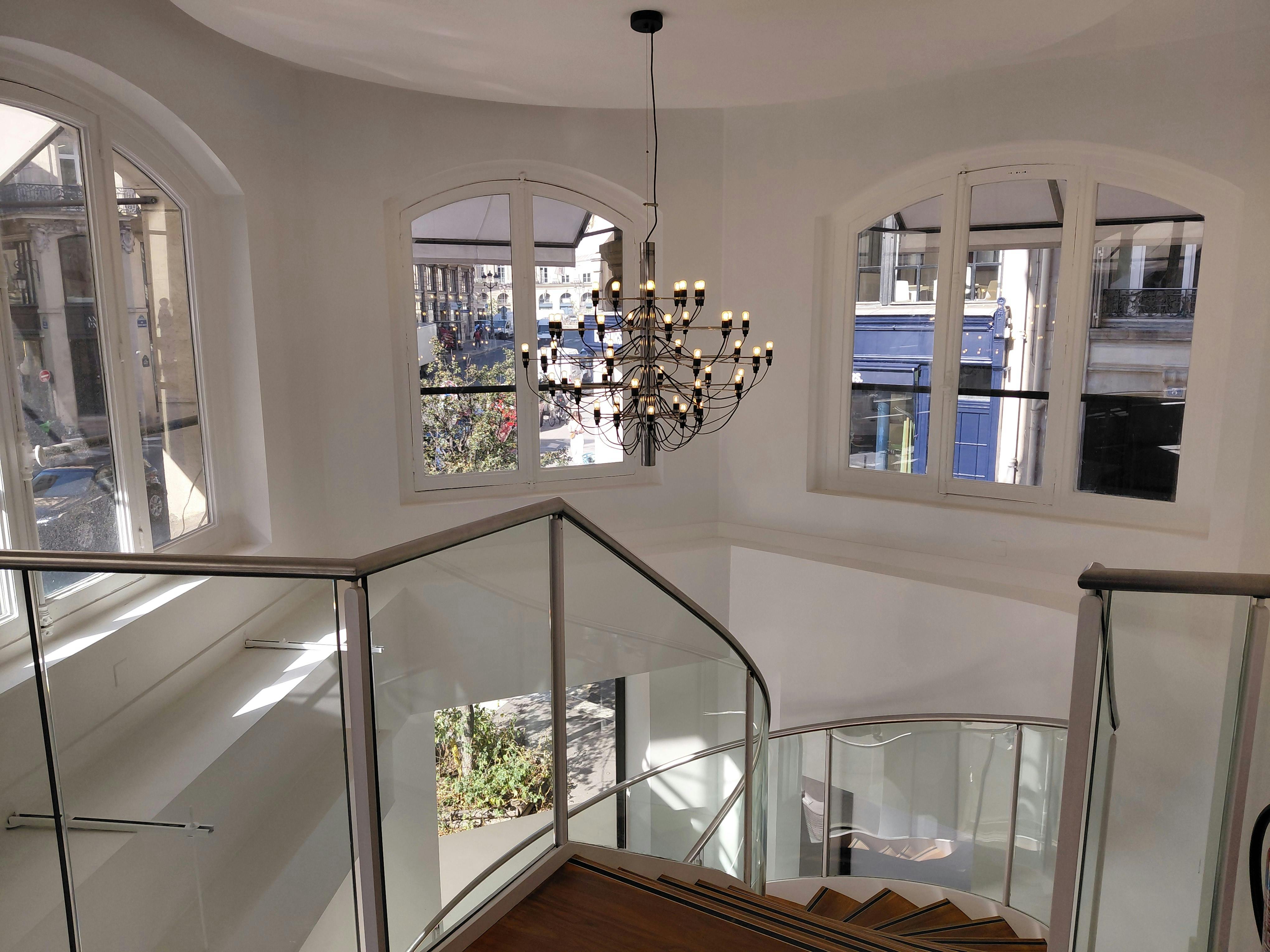 Corner Boutique on Rue Étienne Marcel and Rue du Louvre