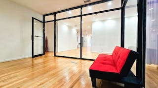 Entire Floor in SOHO with 2 extra rooms! - Image 54