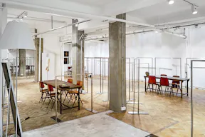 Pop up Store-Showroom in Carreau du Temple - Image 6
