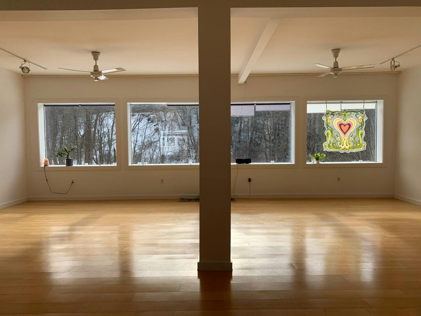 Bright and Open Hudson Valley Studio in Chichester
