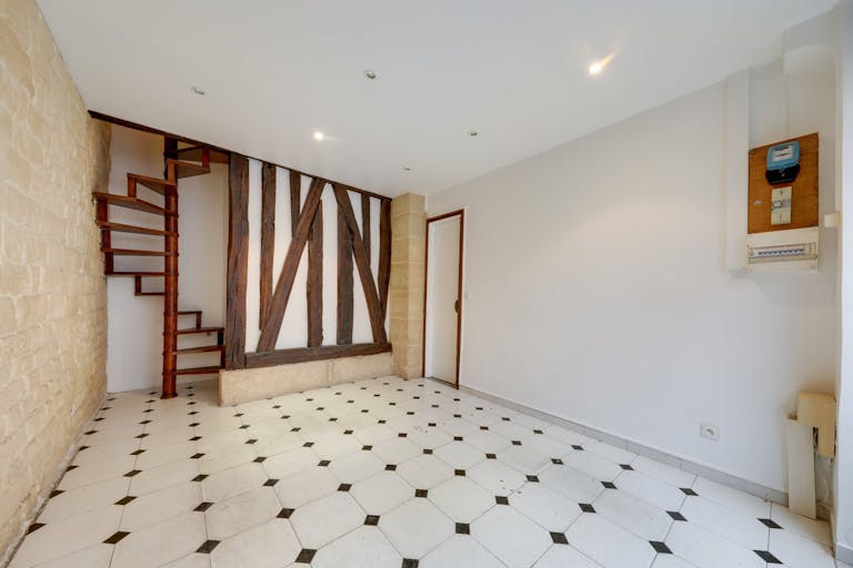 Belle Boutique pr�s du Sacr� Coeur, Montmartre - Image 4