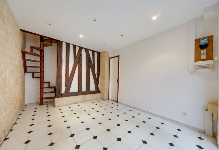 Belle Boutique pr�s du Sacr� Coeur, Montmartre - Image 4