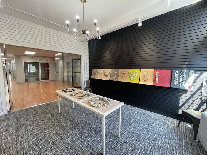 Intimate bright space in Midtown - Image 4