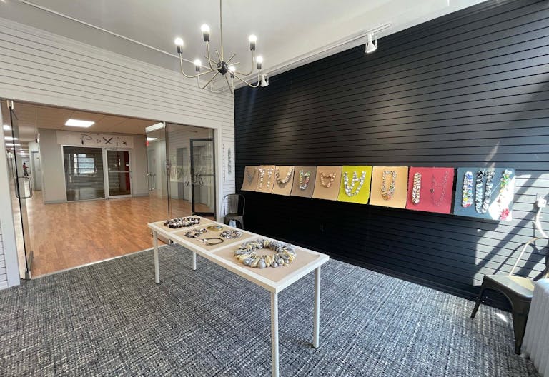 Intimate bright space in Midtown - Image 4