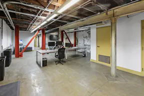 Unique downtown San Francisco full size basement space - Image 8
