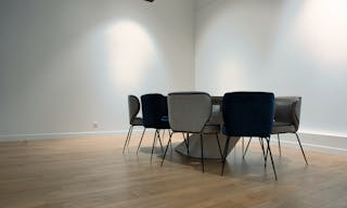 Spacious, streamlined gallery - your projects in the heart of the art district - Image 8