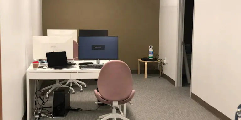 Urban Office Space Downtown Alexendria - Image 4