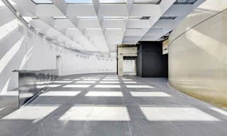 Un château innovant à Saint-Germain-En-Laye - Image 0