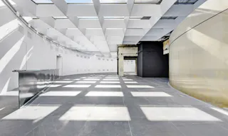 Un château innovant à Saint-Germain-En-Laye - Image 0