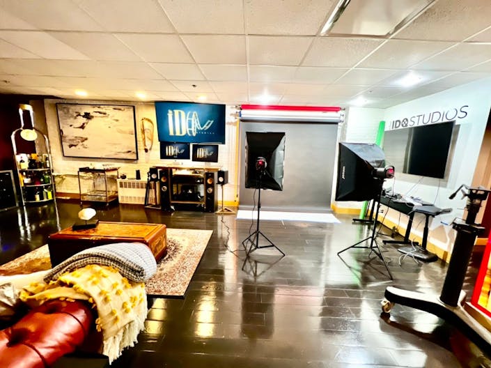 Manhattan Spacious Modern Space for Pop Ups and small Events - Image 4