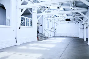 Showroom in Folie-M�ricourt - Image 0