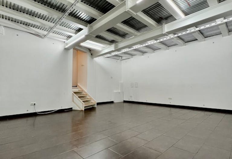 Torstrasse showroom - Image 1