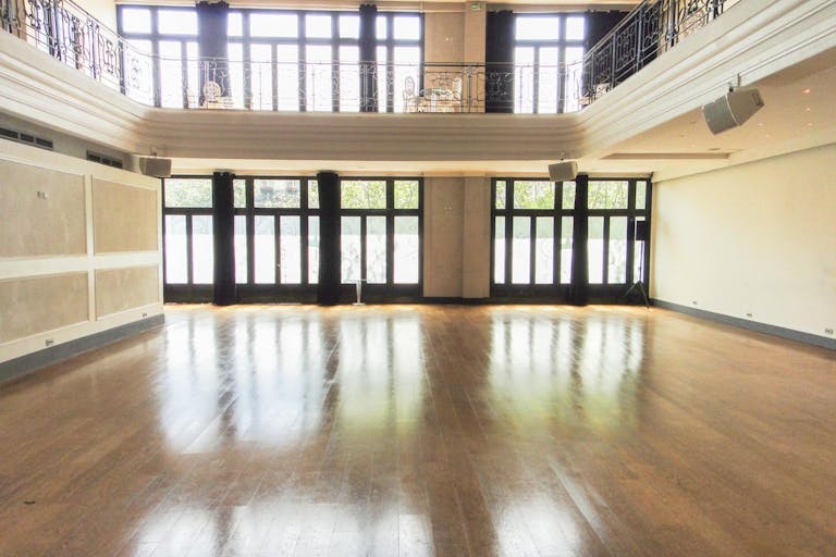 Refined Space in Smart Etoile - Image 1