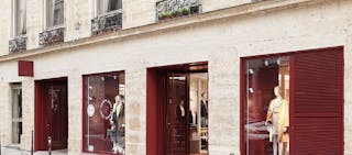 Amazing Boutique - Prime Location - Le Marais - Image 5