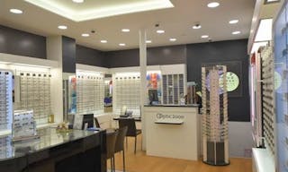 Boutique Shop Busy Area - Op�ra - Image 2