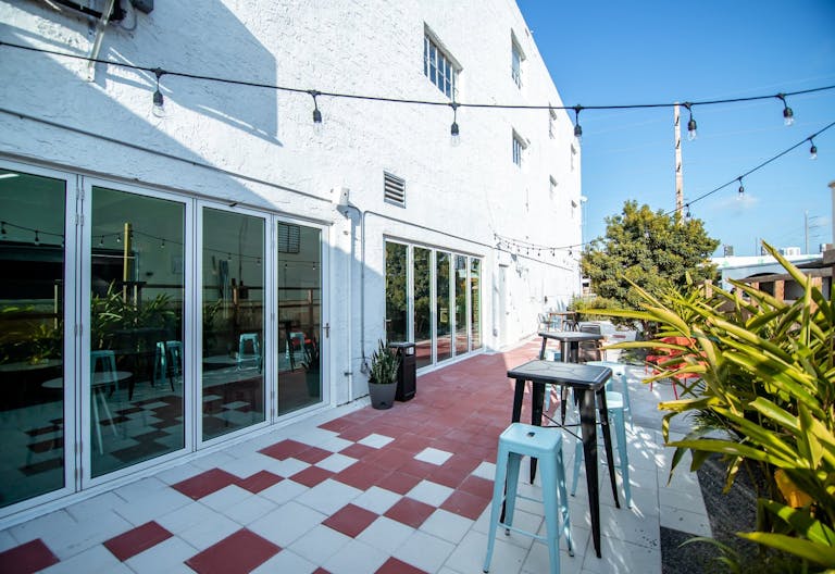 Cozy & Well-Equipped Creative Event Space in Miami - Image 4