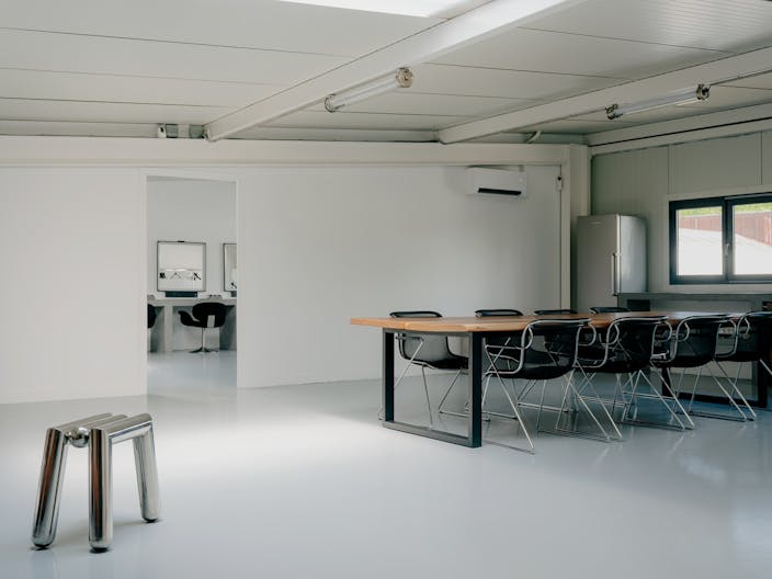 Studio Photo - Cyclorama 4 faces - 400m2 - Image 2