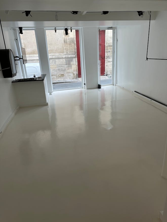 Espace commercial d’exception dans le Marais, Paris Espace parfait pour pop up ou exhibitions en plein centre du marais à Paris. Juste à côté du musée Picasso - Image 0