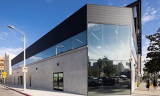 Hollywood Hotspot: Versatile 6,000 sq ft Indoor/Outdoor Event & Retail Space with Hollywood Blvd Views! - Image 0