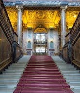 Unique Space in the Heart of 8th District - Image 9