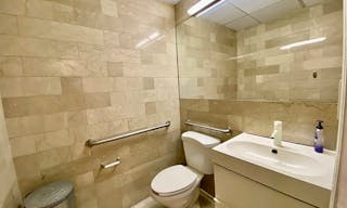 ** SPACIOUS SOHO OFFICE / EVENT SPACE, Move-In Ready ** 4th Floor. - Image 15