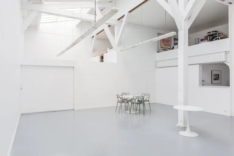 Galerie d'art au coeur du 15eme arrondissement - Image 2