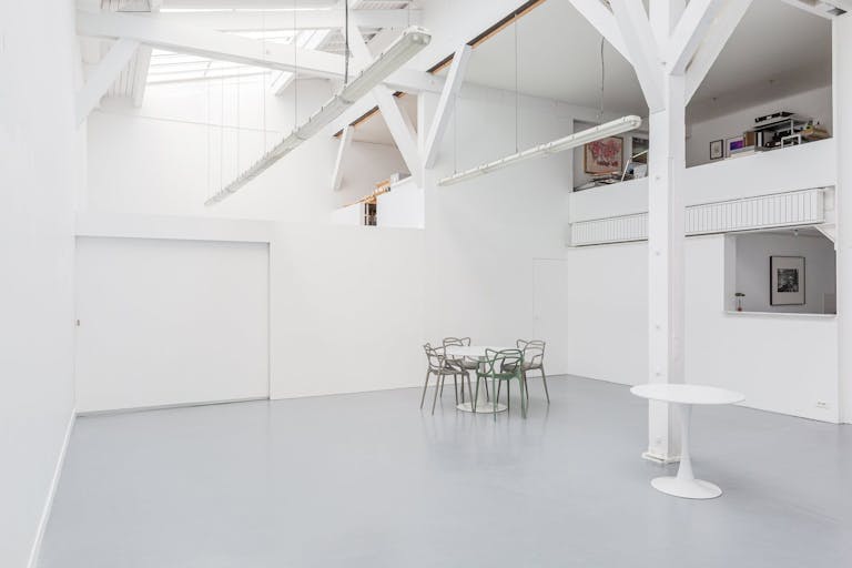 Galerie d'art au coeur du 15eme arrondissement - Image 2