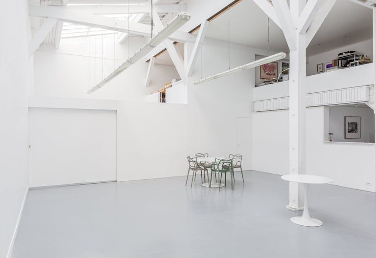 Galerie d'art au coeur du 15eme arrondissement - Image 2