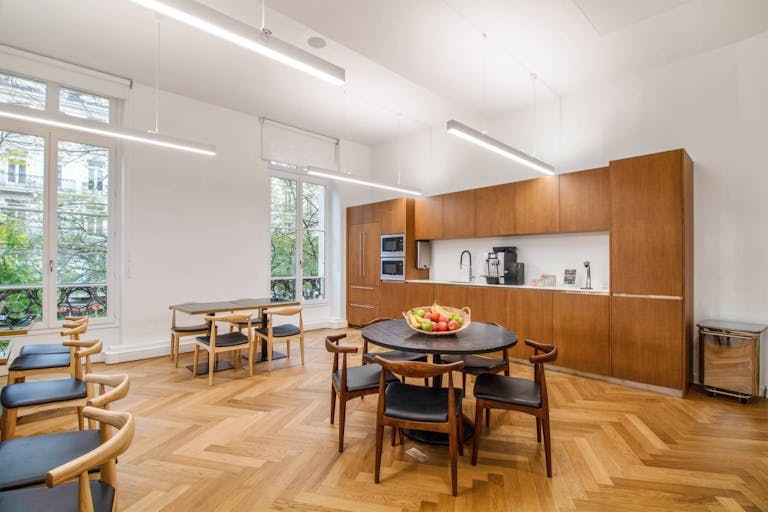 R�publique - Salle de r�union 6 personnes (RE135) - Image 3