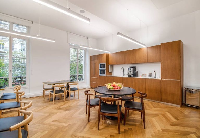 R�publique - Salle de r�union 6 personnes (RE135) - Image 3